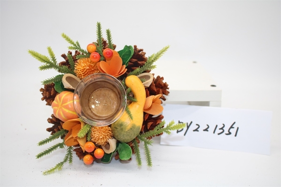 New Style Wholesales Pine Cone Xmas Candle Holder Artificial Table Christmas Candle Holder Decoration