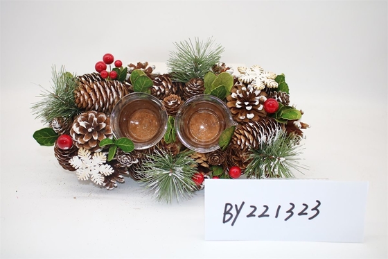 New Style Wholesales Pine Cone Xmas Candle Holder Artificial Table Christmas Candle Holder Decoration