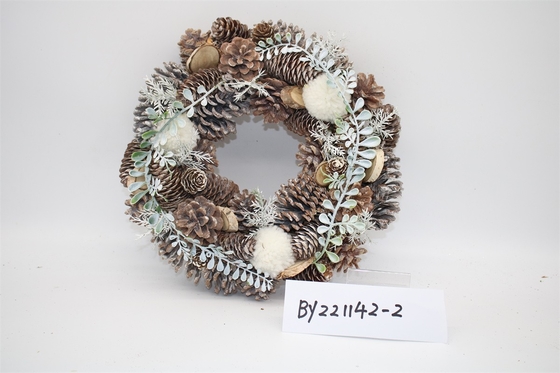 Wholesale Artificial Christmas Door Decoration Supplies Nature Pine Cone Large Christmas Wreath Garland Decor