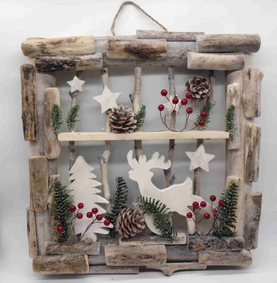 Whole sale Hand Made Decor Natural Pinecone Straw Handmade Home Decorations handicraft