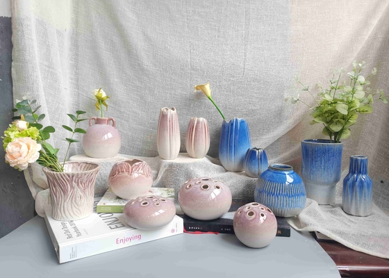 Factory Direct Supply Classic Handmade Pottery Clay Flower Pot Porcelain Ceramic Statued Vase For Home Decor