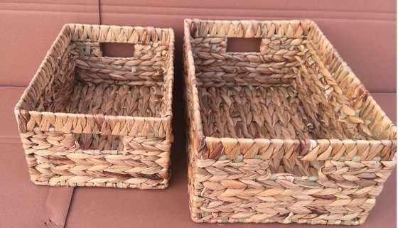 Hot sale eco-friendly waterhyacinth handmade woven water hyacinth cabinet straw storage basket hamper