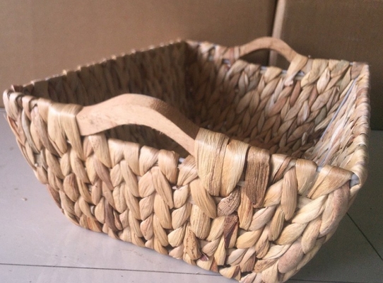 Hot sale eco-friendly waterhyacinth handmade woven water hyacinth cabinet straw storage basket hamper