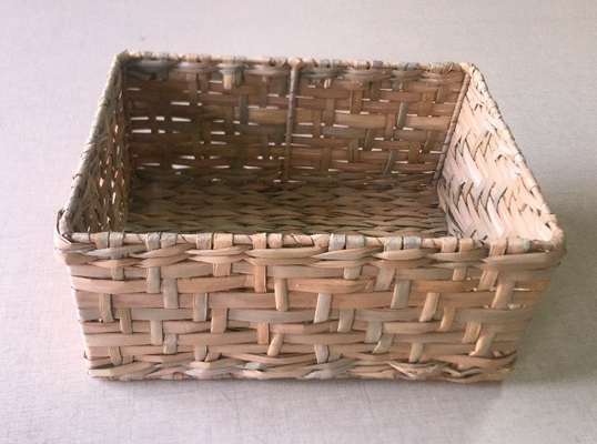 Hot sale eco-friendly waterhyacinth handmade woven water hyacinth cabinet straw storage basket hamper