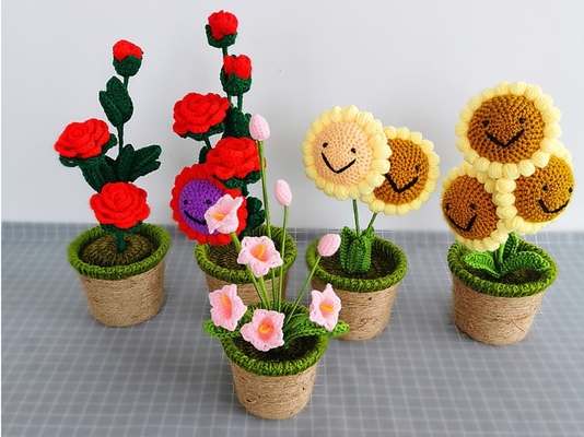 New Creative Luxury Handmade Crochet Knitting Plants Flowers Handicraft Home Decorations Crochet Flower